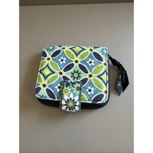 Vera Bradley "Daisy Daisy" Bifold Wallet Zip Coin Pouch Blue Green Floral